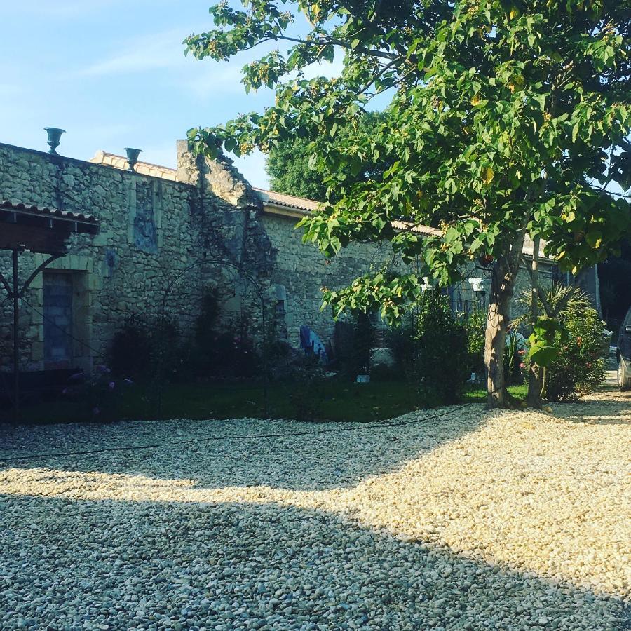 La Maison Blanche A Saint-Yzans-De-Medoc Bagian luar foto