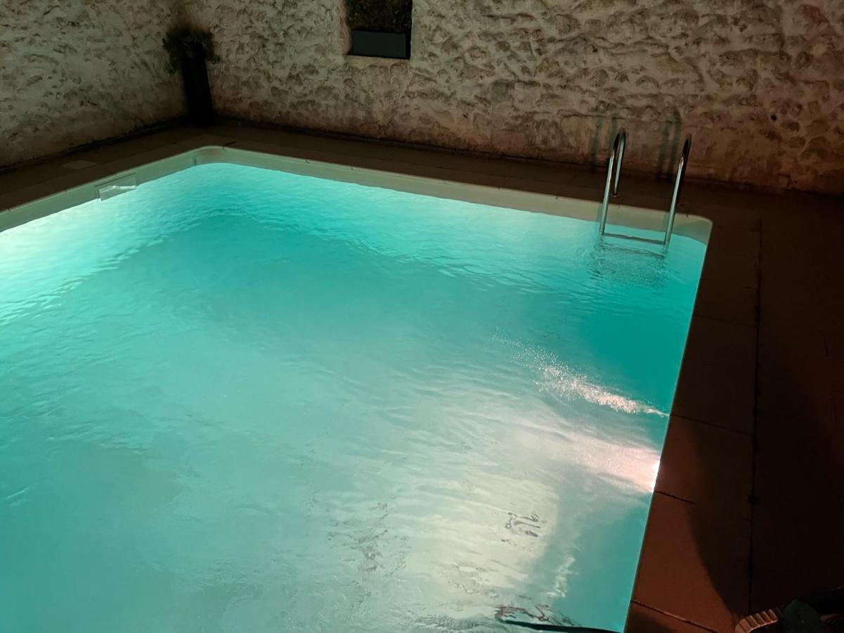 La Maison Blanche A Saint-Yzans-De-Medoc Bagian luar foto